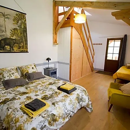 D'hotes, Aux Tuileries Frühstückspension 3*
